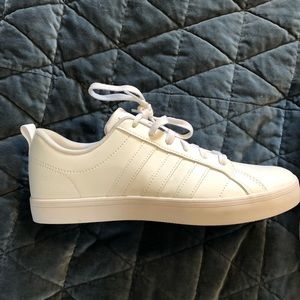 BRAND NEW never worn Adidas Sneakers